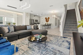 5 Bedroom- 4 Bathroom Storey Lake 5007 Wa
